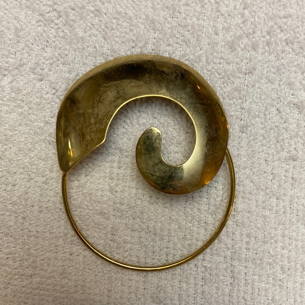 Vintage Gold Swirl Brooch